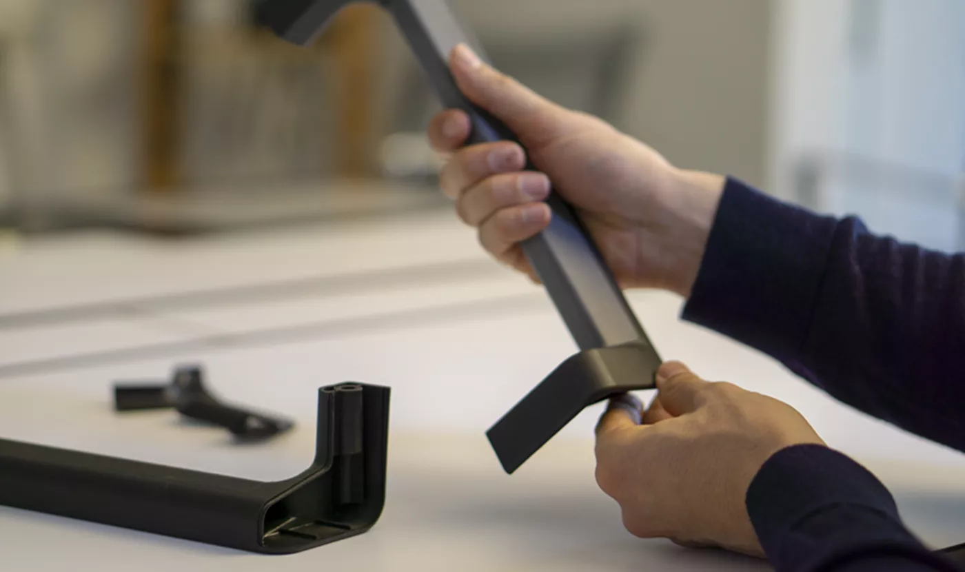 ENGEL CC300 handle design